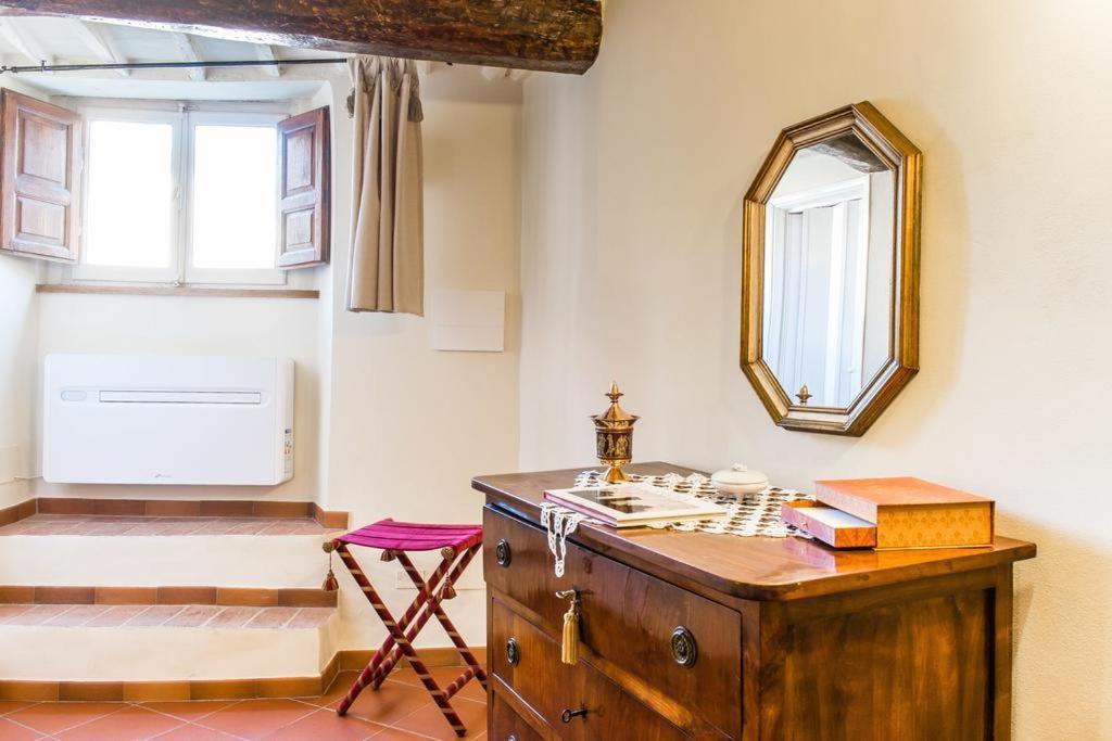 لوكا Lyon Apartment Anfiteatro Square, المظهر الخارجي الصورة